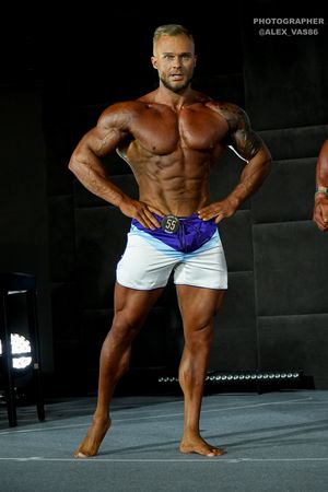 MEN'S PHYSIQUE 179